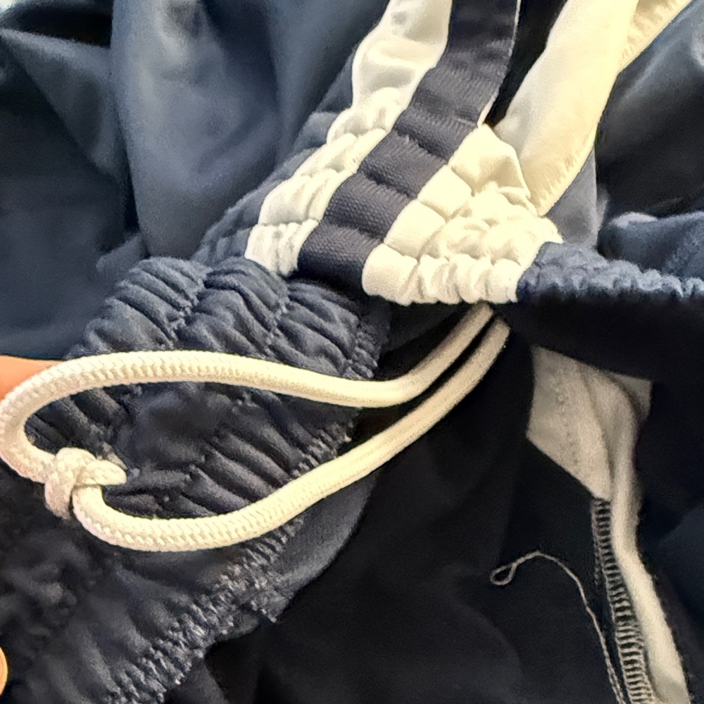 Nike Dark Blue Tracksuit with White Accents VINTAGE - Picture 12 of 15